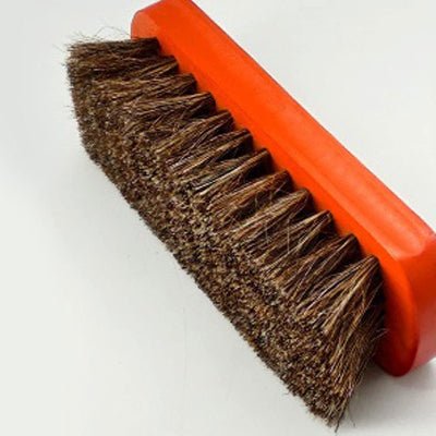 Brosse de Nettoyage - LeatherCare™ - Rouge - Brillant Bolide