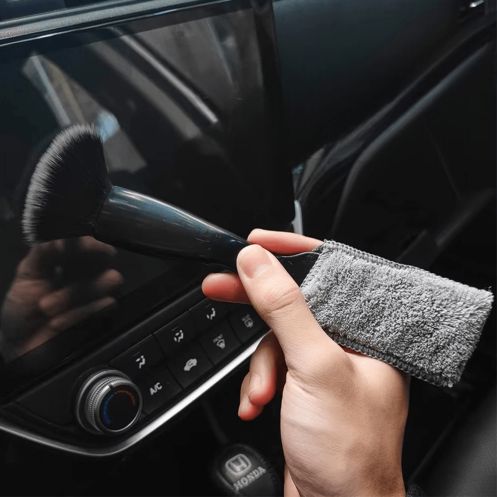 Brosse Nettoyage Voiture - CarSoftBrush™ - Noir - Brillant Bolide